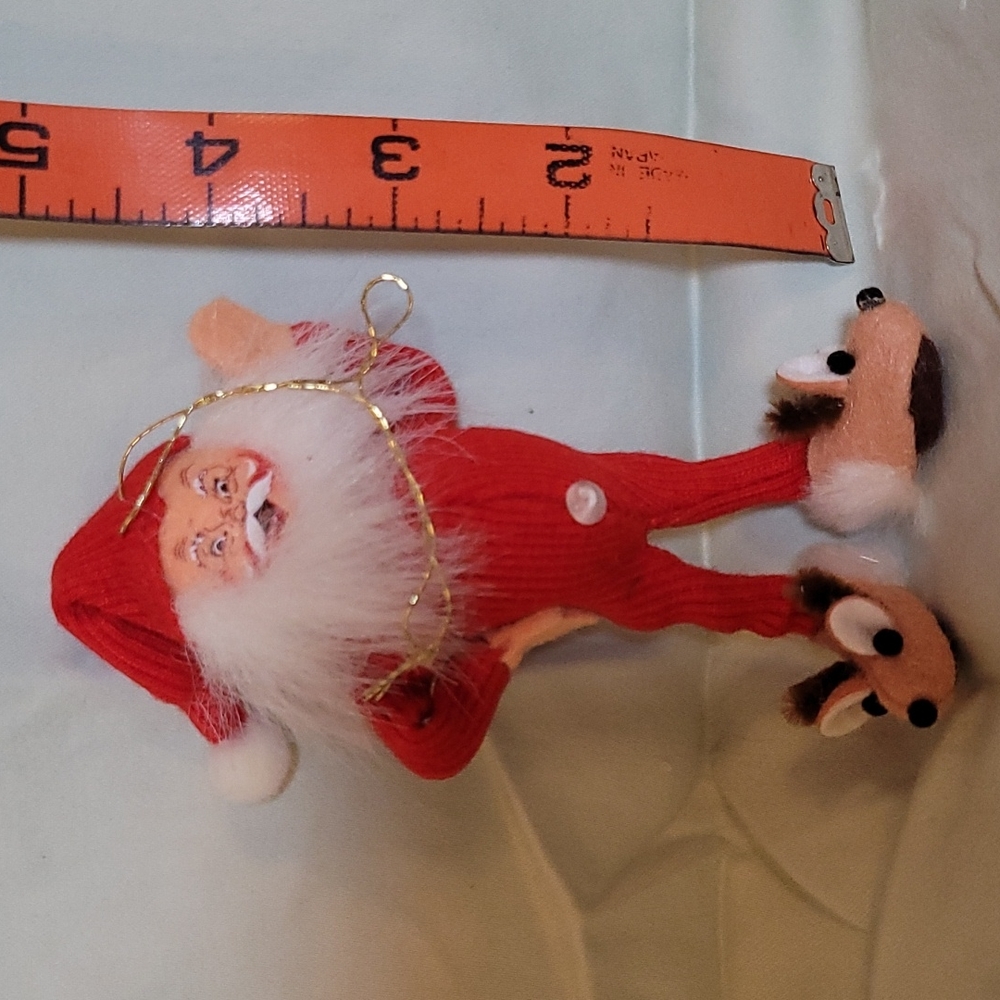 Annalee Christmas Ornament. Bedtime Santa with Slippers 2007 - Picture 2 of 11